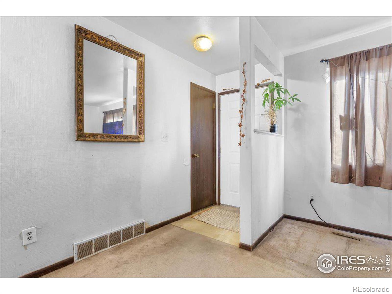 2100 Stuart Street, Fort Collins, CO 80526, 4 Bedrooms Bedrooms, ,3 BathroomsBathrooms,Residential,For Sale,Stuart,RECIR1023785
