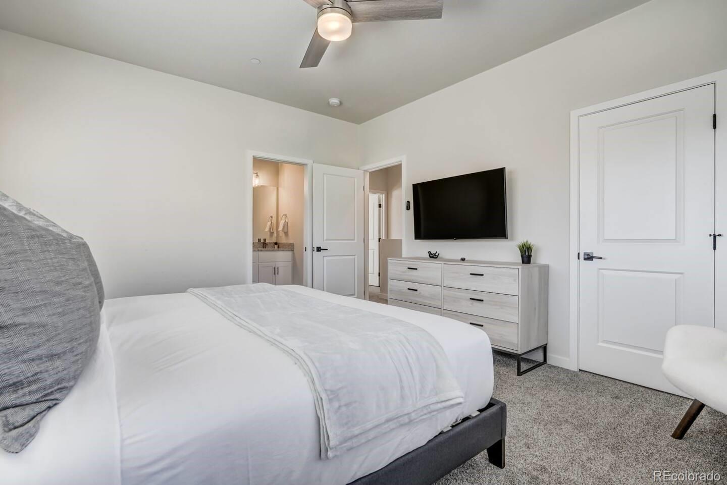 2220 La Salle Street #107-108, Colorado Springs, CO 80909, 8 Bedrooms Bedrooms, ,8 BathroomsBathrooms,Income,For Sale,Eagle View Condominiums,La Salle,REC2924520