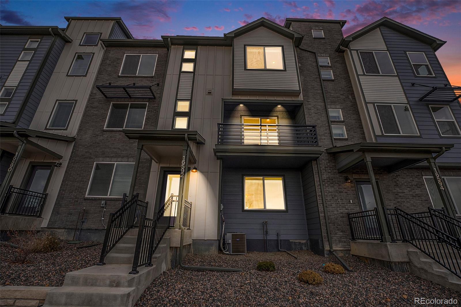 16592 Shoshone Place, Broomfield, CO 80023, 3 Bedrooms Bedrooms, ,4 BathroomsBathrooms,Rental,For Rent,Shoshone,REC9546917