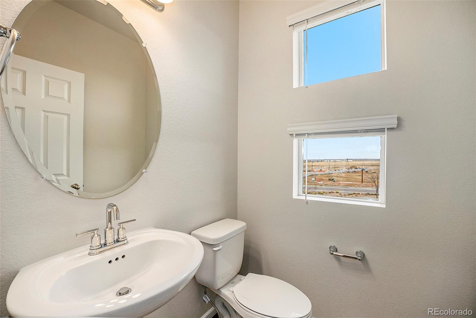 16592 Shoshone Place, Broomfield, CO 80023, 3 Bedrooms Bedrooms, ,4 BathroomsBathrooms,Rental,For Rent,Shoshone,REC9546917