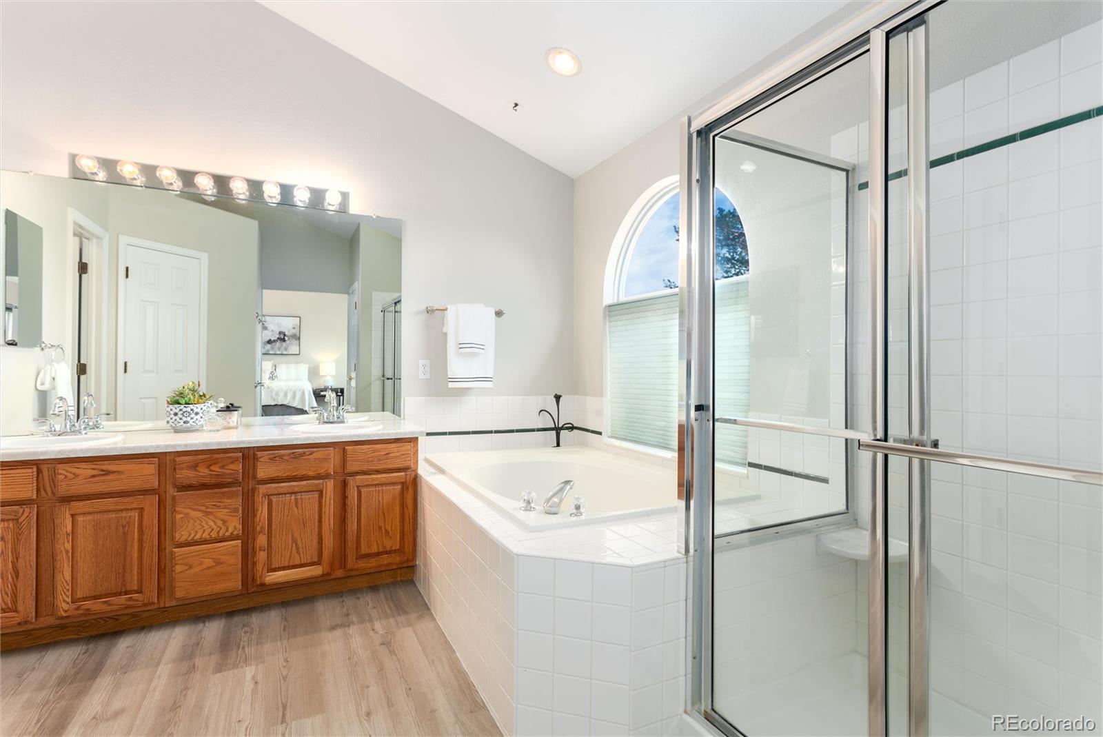 13745 Amherst Way, Lakewood, CO 80228, 4 Bedrooms Bedrooms, ,4 BathroomsBathrooms,Residential,For Sale,Amherst,REC7359711