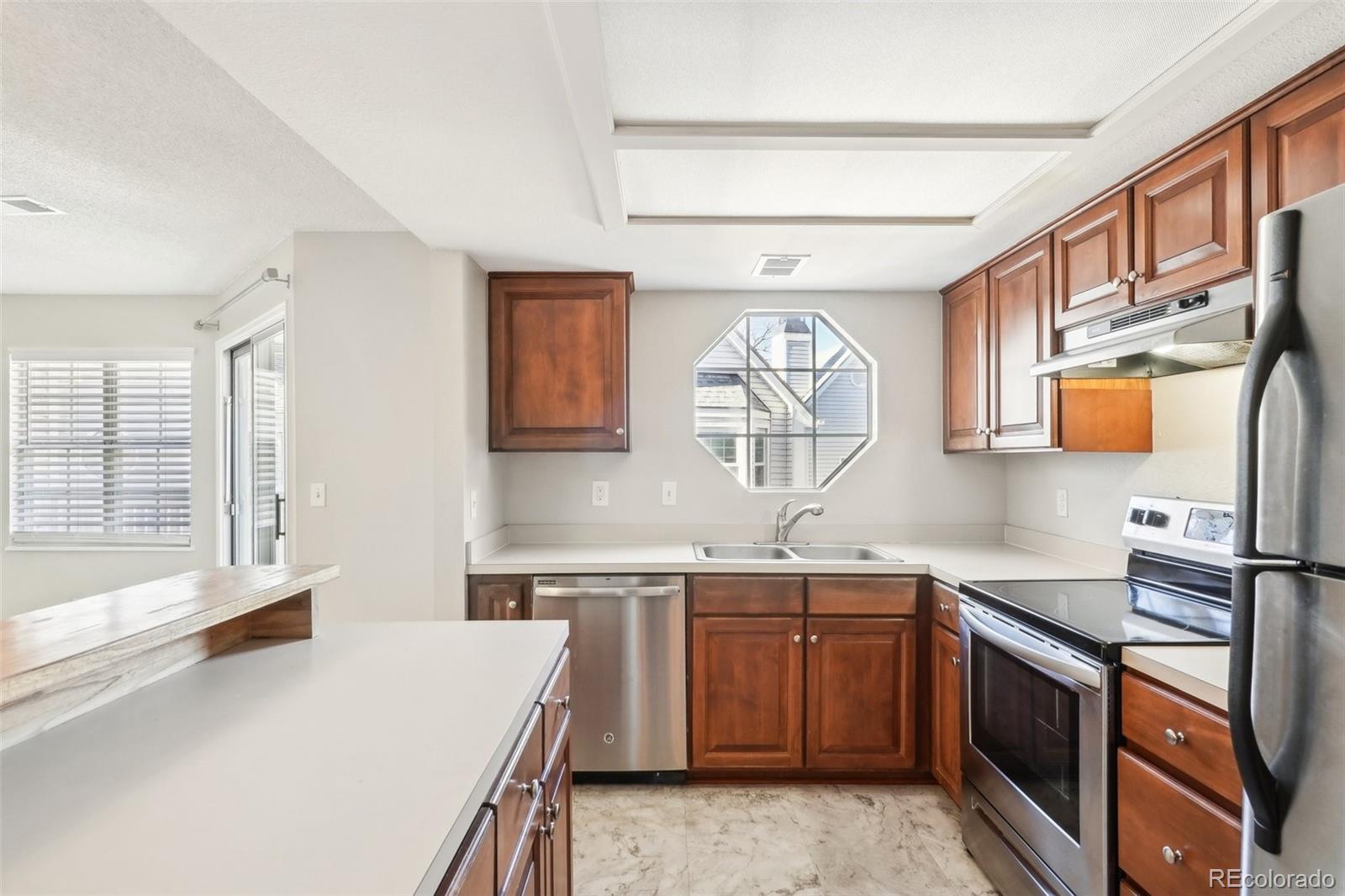 12675 Pacific Circle #C, Aurora, CO 80014, 2 Bedrooms Bedrooms, ,2 BathroomsBathrooms,Residential,For Sale,Pacific,REC6575299