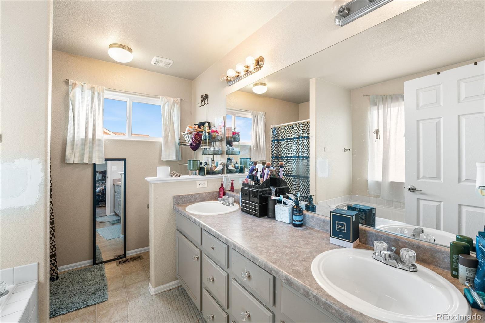 6134 Dancing Moon Way, Colorado Springs, CO 80911, 5 Bedrooms Bedrooms, ,3 BathroomsBathrooms,Residential,For Sale,Dancing Moon,REC3971881