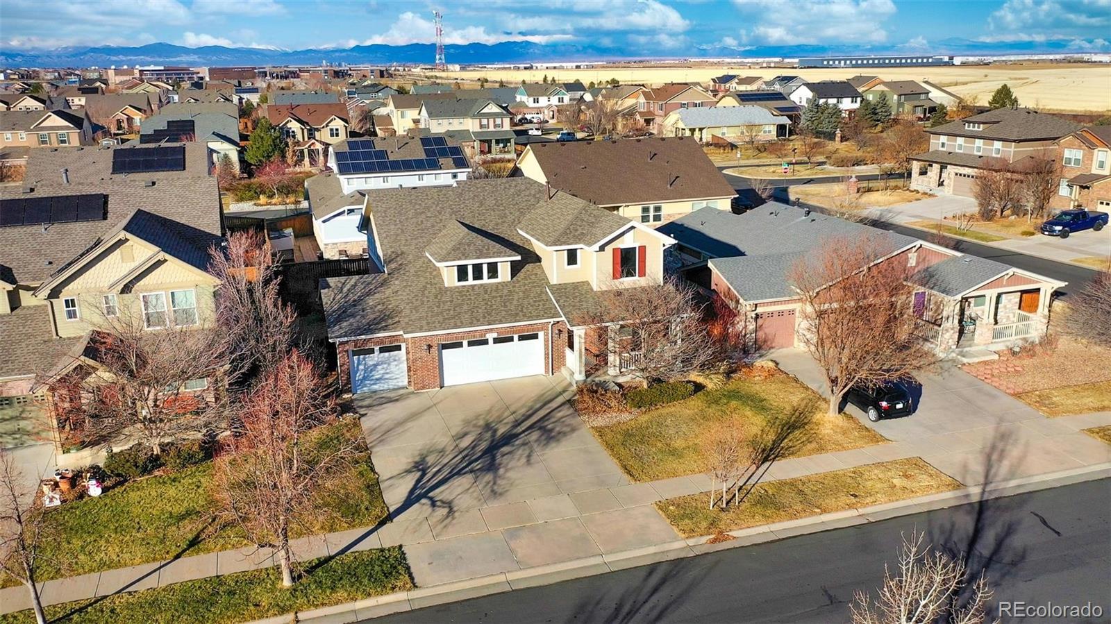 485 Kewaunee Way, Aurora, CO 80018, 4 Bedrooms Bedrooms, ,4 BathroomsBathrooms,Residential,For Sale,Kewaunee,REC6366459