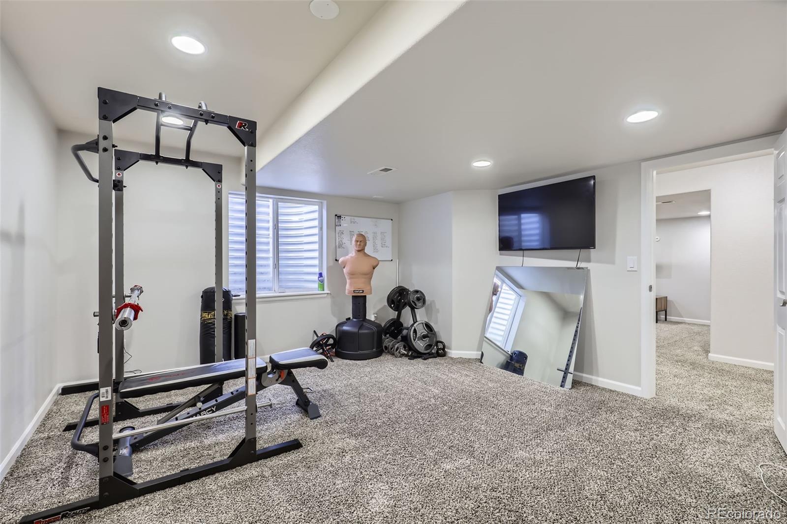 485 Kewaunee Way, Aurora, CO 80018, 4 Bedrooms Bedrooms, ,4 BathroomsBathrooms,Residential,For Sale,Kewaunee,REC6366459