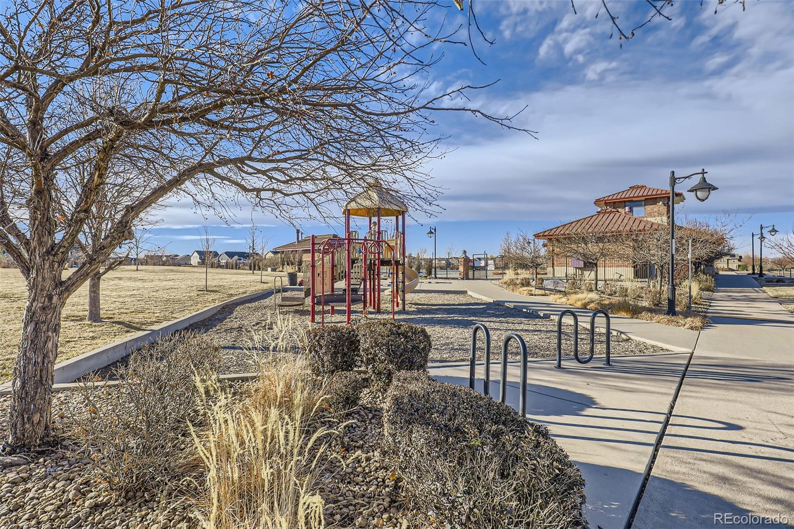 485 Kewaunee Way, Aurora, CO 80018, 4 Bedrooms Bedrooms, ,4 BathroomsBathrooms,Residential,For Sale,Kewaunee,REC6366459
