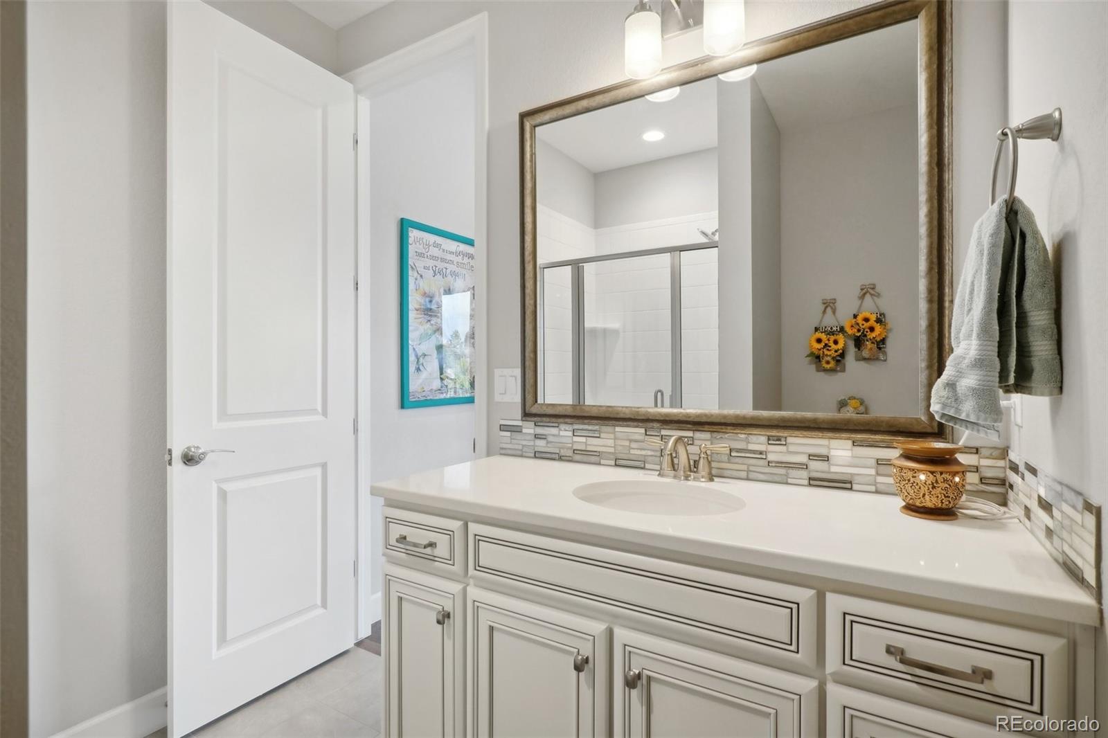 25851 Clifton Place, Aurora, CO 80016, 5 Bedrooms Bedrooms, ,6 BathroomsBathrooms,Residential,For Sale,Clifton,REC2907781