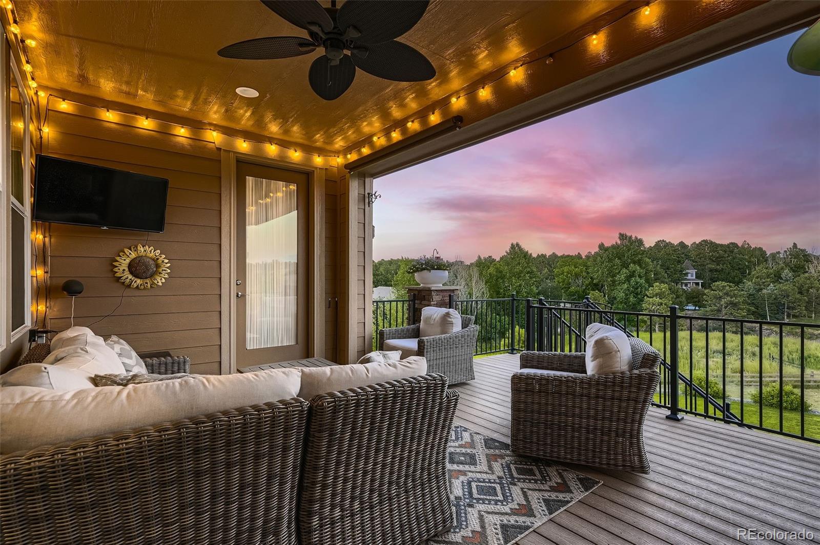 25851 Clifton Place, Aurora, CO 80016, 5 Bedrooms Bedrooms, ,6 BathroomsBathrooms,Residential,For Sale,Clifton,REC2907781