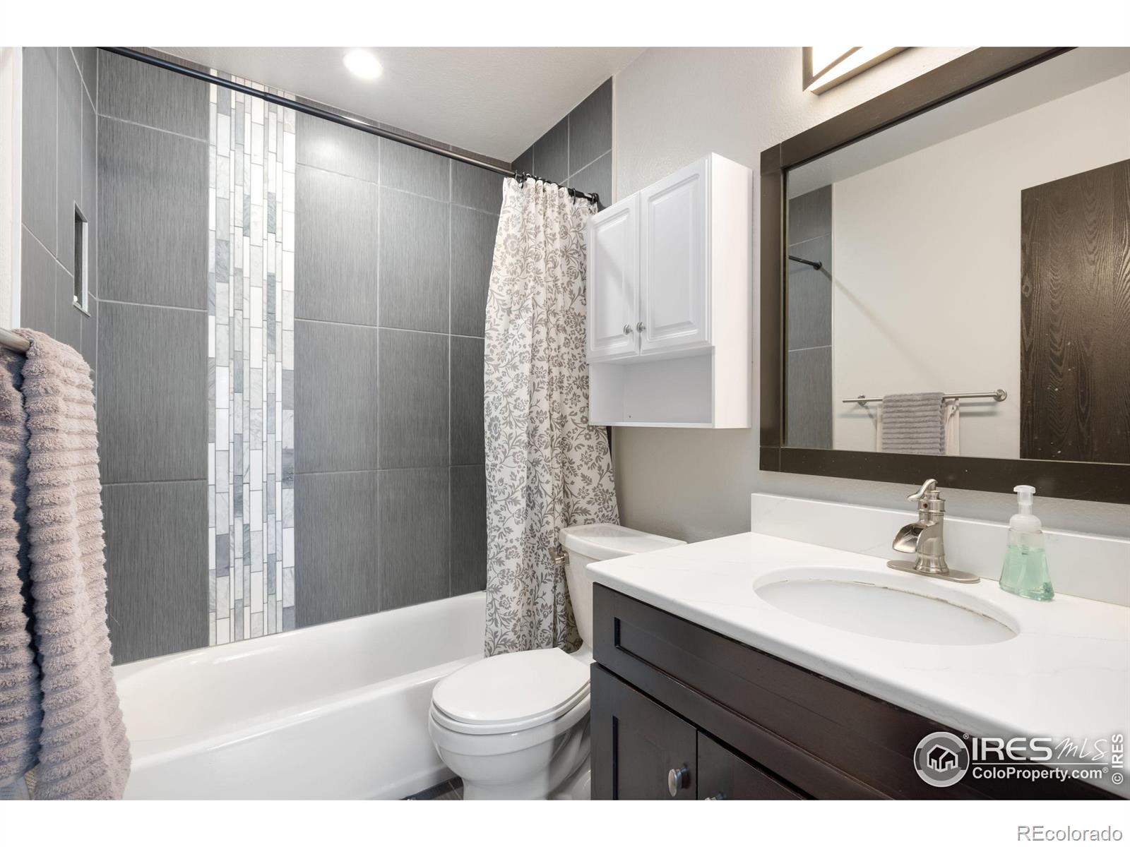 1024 E Swallow Road #B214, Fort Collins, CO 80525, 2 Bedrooms Bedrooms, ,1 BathroomBathrooms,Residential,For Sale,Swallow,RECIR1023758