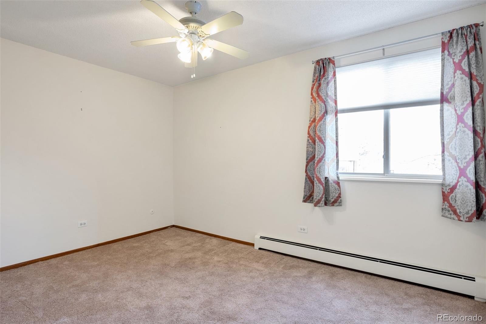 9150 Center Avenue #12B, Denver, CO 80247, 2 Bedrooms Bedrooms, ,1 BathroomBathrooms,Rental,For Rent,Windsor Gardens,Center,REC2799423