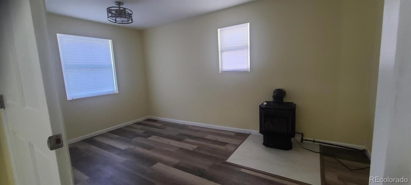 1940 Quince Street, Denver, CO 80220, 3 Bedrooms Bedrooms, ,2 BathroomsBathrooms,Residential,For Sale,Quince,REC9361783