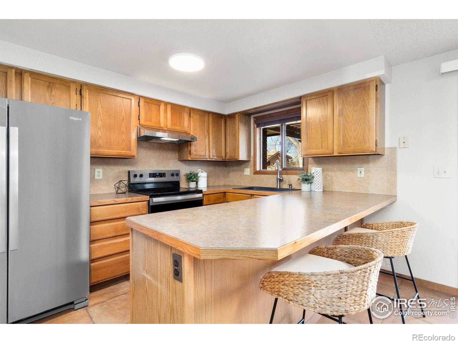 1029 Redbud Drive, Loveland, CO 80538, 3 Bedrooms Bedrooms, ,2 BathroomsBathrooms,Residential,For Sale,Redbud,RECIR1023902