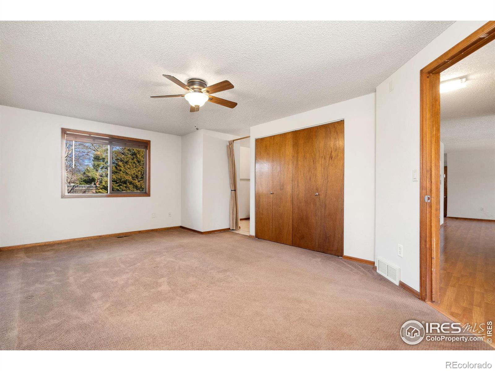 1029 Redbud Drive, Loveland, CO 80538, 3 Bedrooms Bedrooms, ,2 BathroomsBathrooms,Residential,For Sale,Redbud,RECIR1023902
