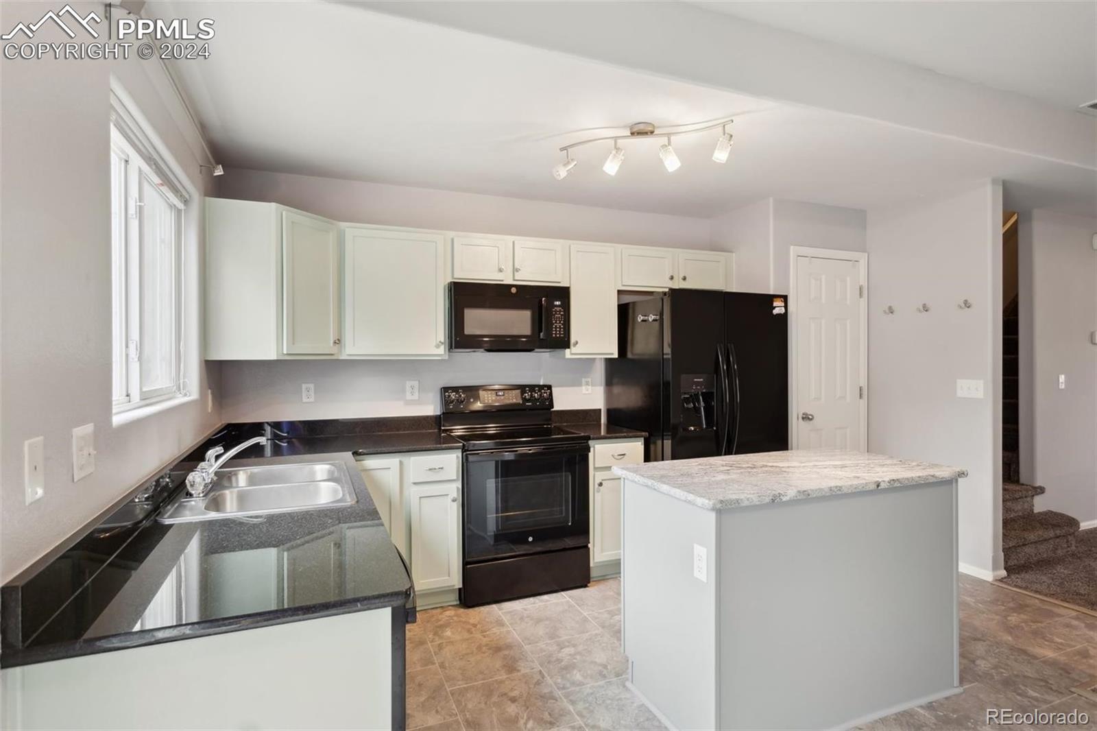 Restricted Address, Colorado Springs, CO 80916, 2 Bedrooms Bedrooms, ,3 BathroomsBathrooms,Residential,For Sale,Hailey Glenn,REC5216857