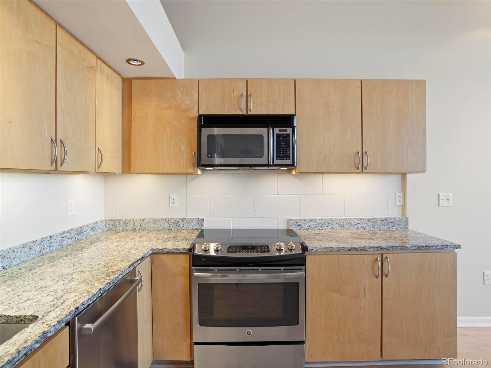 7110 Alaska Drive #A, Lakewood, CO 80226, 1 Bedroom Bedrooms, ,1 BathroomBathrooms,Residential,For Sale,Theatre Lofts,Alaska,REC1878673