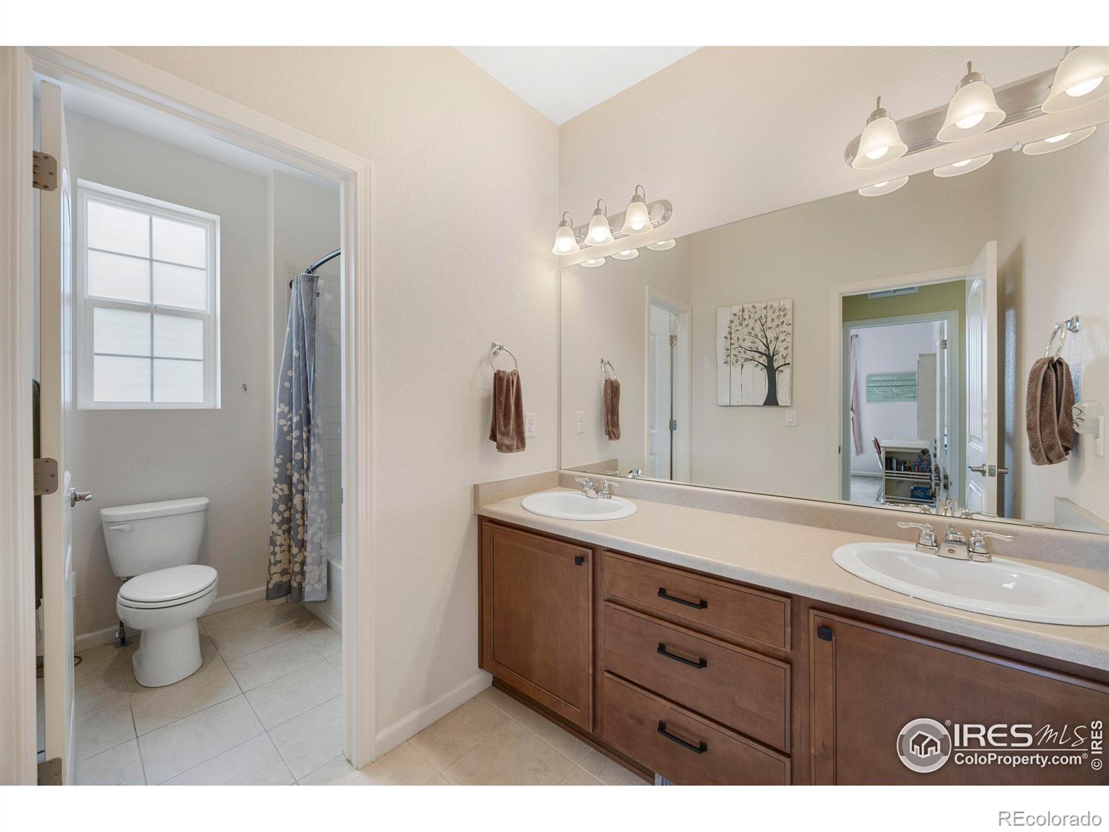 8281 Wynstone Court, Windsor, CO 80550, 5 Bedrooms Bedrooms, ,3 BathroomsBathrooms,Residential,For Sale,Wynstone,RECIR1023871