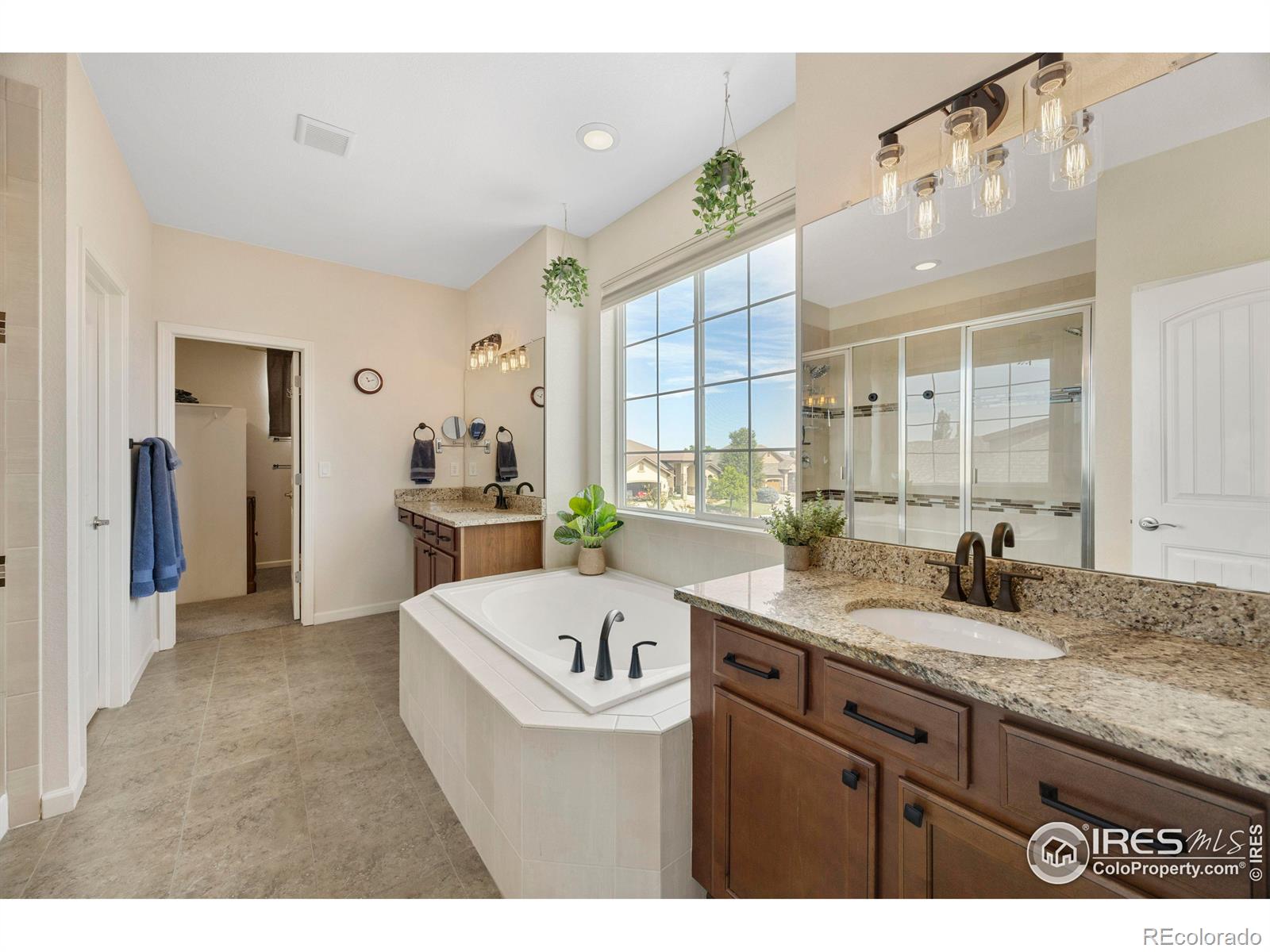 8281 Wynstone Court, Windsor, CO 80550, 5 Bedrooms Bedrooms, ,3 BathroomsBathrooms,Residential,For Sale,Wynstone,RECIR1023871