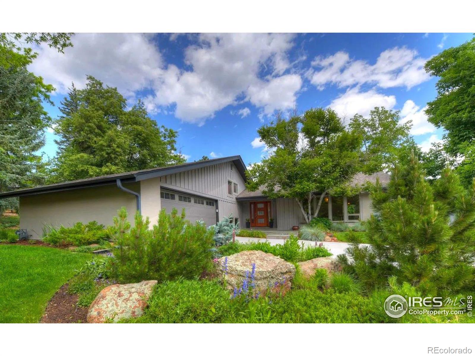 2560 Briarwood Drive, Boulder, CO 80305, 4 Bedrooms Bedrooms, ,4 BathroomsBathrooms,Residential,For Sale,Briarwood,RECIR1023868
