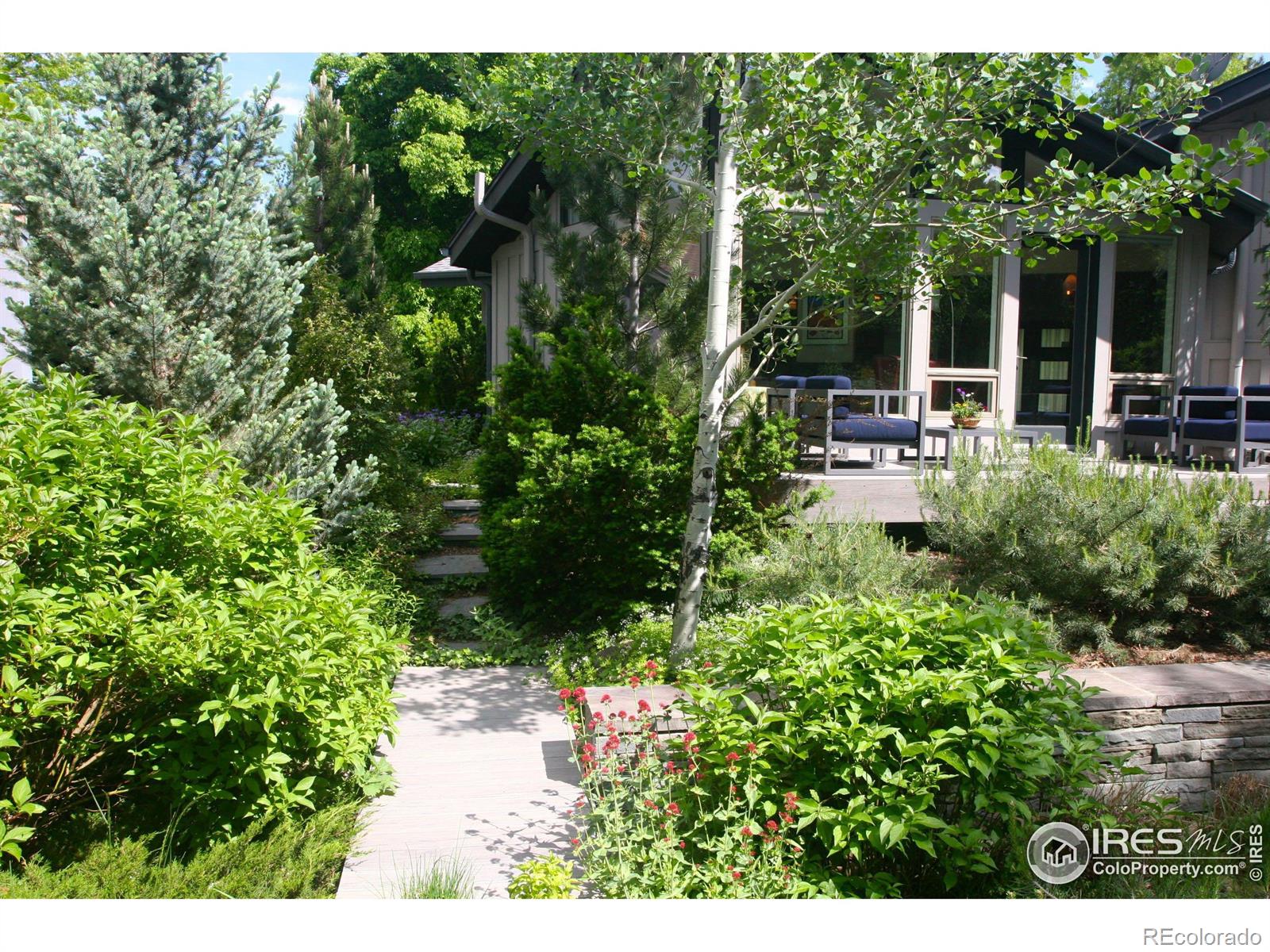 2560 Briarwood Drive, Boulder, CO 80305, 4 Bedrooms Bedrooms, ,4 BathroomsBathrooms,Residential,For Sale,Briarwood,RECIR1023868