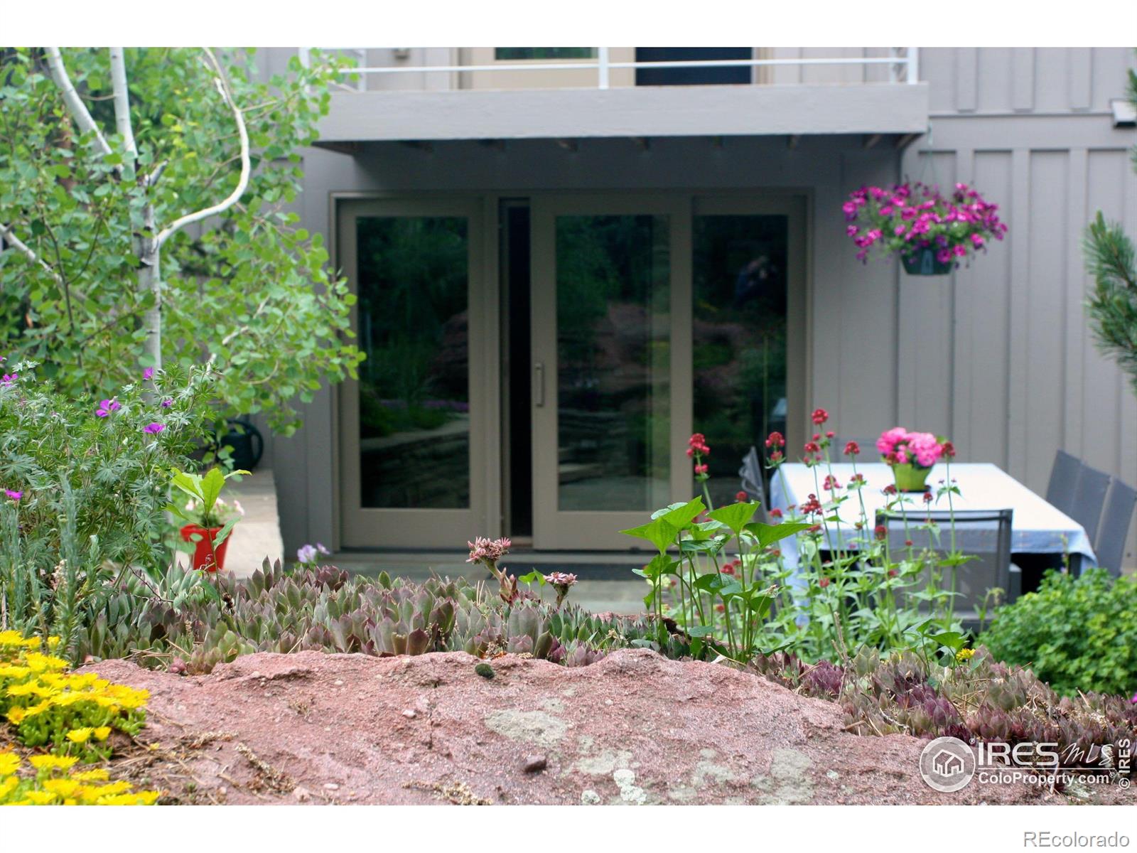 2560 Briarwood Drive, Boulder, CO 80305, 4 Bedrooms Bedrooms, ,4 BathroomsBathrooms,Residential,For Sale,Briarwood,RECIR1023868