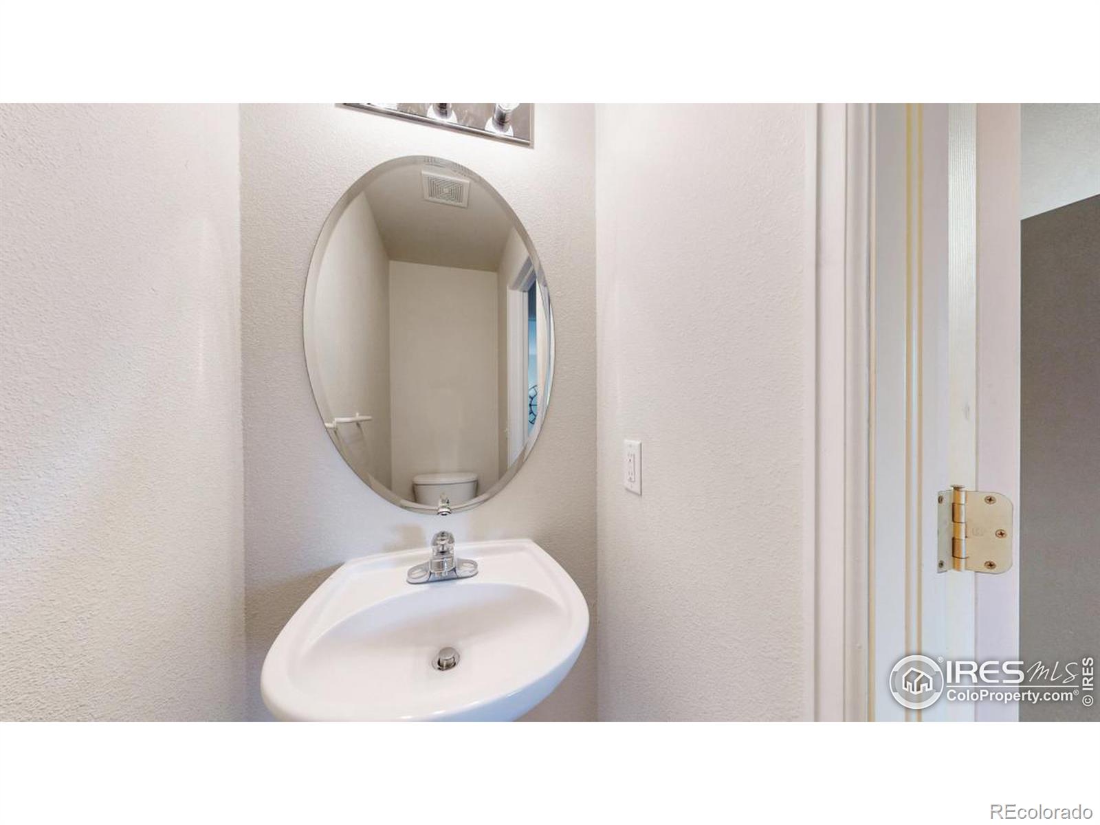 2621 Rigden Parkway #4, Fort Collins, CO 80525, 2 Bedrooms Bedrooms, ,3 BathroomsBathrooms,Residential,For Sale,Rigden,RECIR1023865