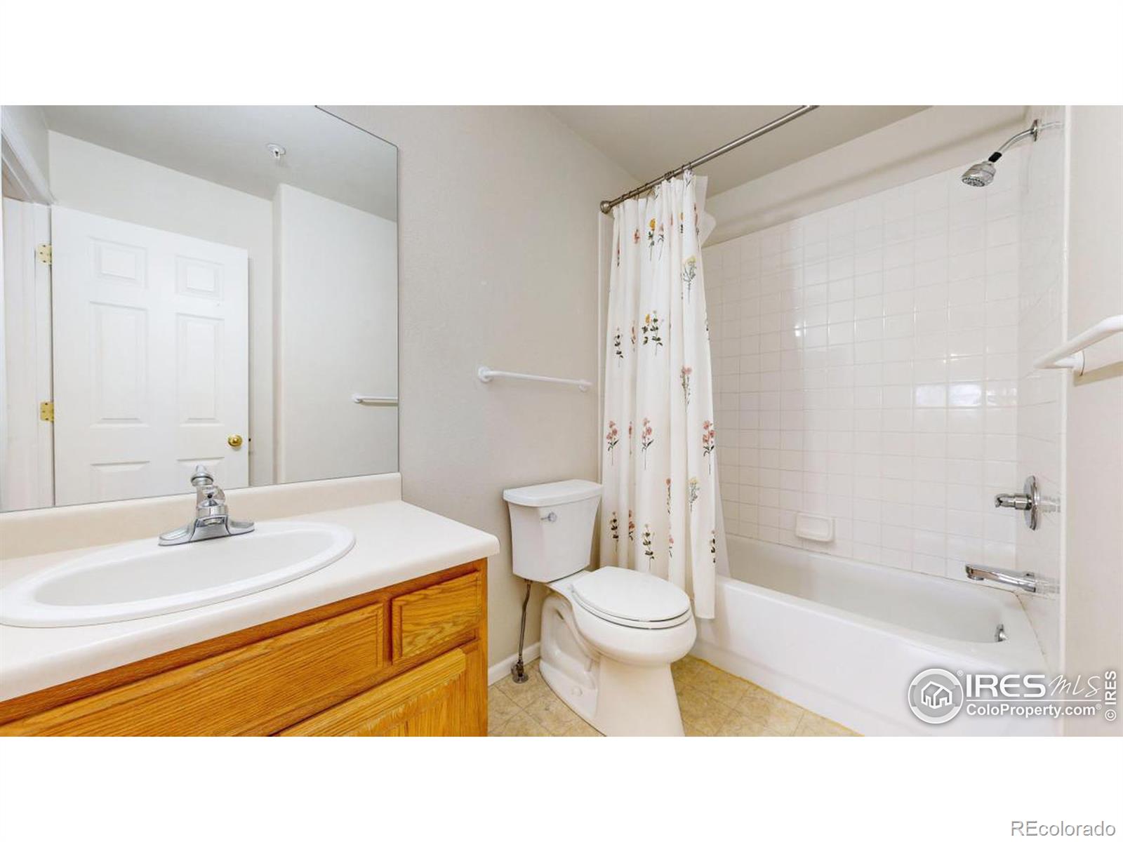 2621 Rigden Parkway #4, Fort Collins, CO 80525, 2 Bedrooms Bedrooms, ,3 BathroomsBathrooms,Residential,For Sale,Rigden,RECIR1023865