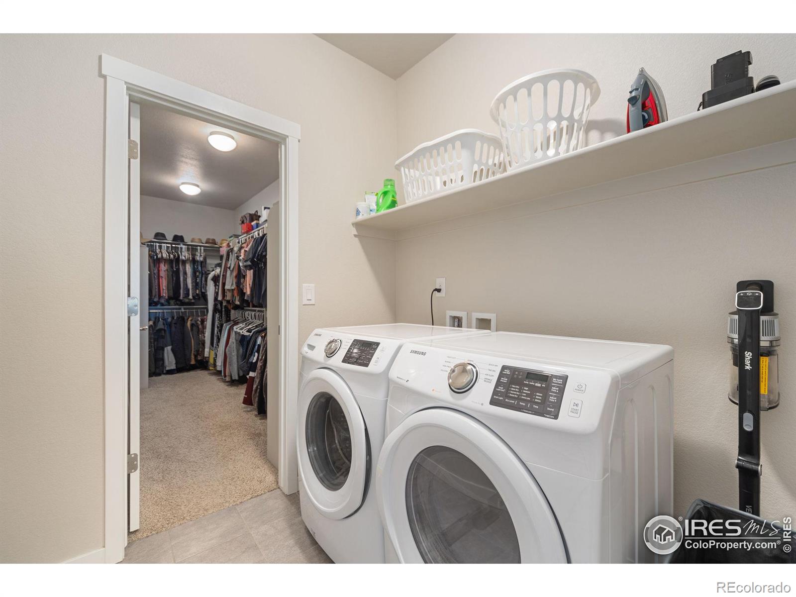 5345 Clarence Drive, Windsor, CO 80550, 5 Bedrooms Bedrooms, ,4 BathroomsBathrooms,Residential,For Sale,Clarence,RECIR1023853