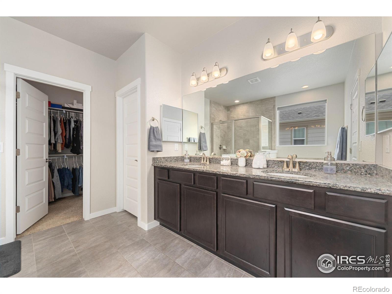 5345 Clarence Drive, Windsor, CO 80550, 5 Bedrooms Bedrooms, ,4 BathroomsBathrooms,Residential,For Sale,Clarence,RECIR1023853
