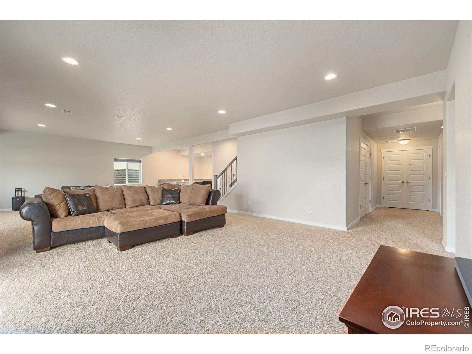 5345 Clarence Drive, Windsor, CO 80550, 5 Bedrooms Bedrooms, ,4 BathroomsBathrooms,Residential,For Sale,Clarence,RECIR1023853