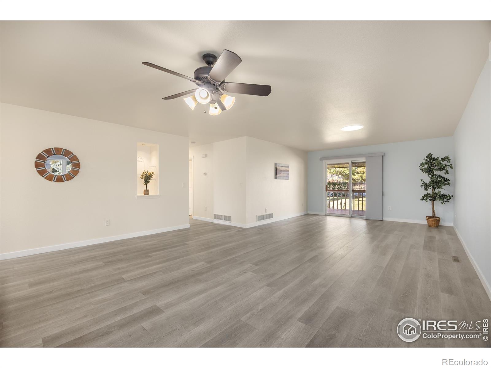 2480 Boise Avenue, Loveland, CO 80538, 2 Bedrooms Bedrooms, ,2 BathroomsBathrooms,Residential,For Sale,Boise,RECIR1023798