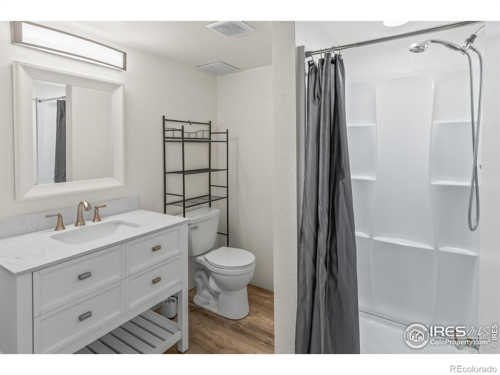 1806 11th Street, Loveland, CO 80537, 4 Bedrooms Bedrooms, ,2 BathroomsBathrooms,Residential,For Sale,11th,RECIR1023816