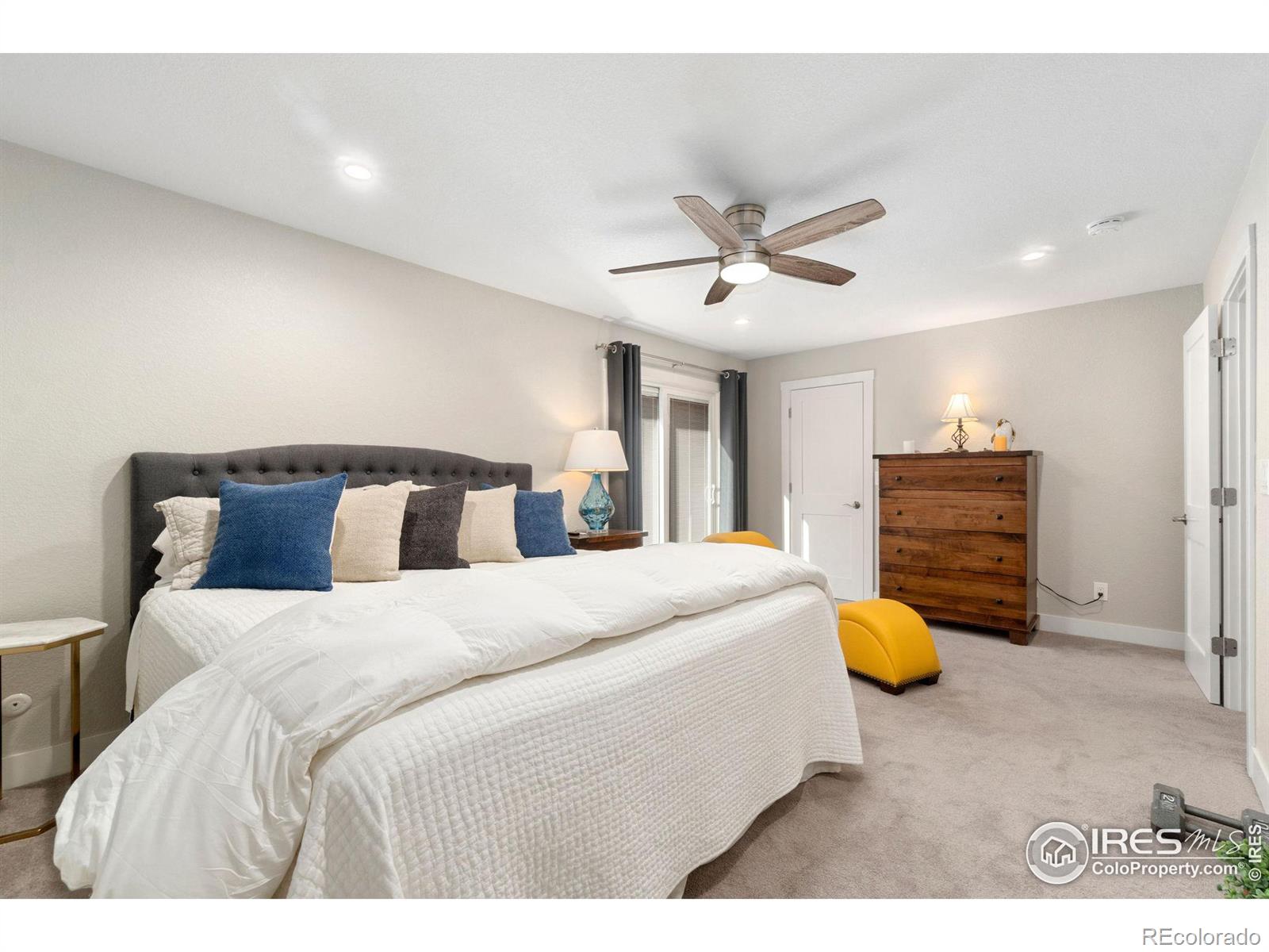 12033 Harvard Avenue #208, Aurora, CO 80014, 2 Bedrooms Bedrooms, ,2 BathroomsBathrooms,Residential,For Sale,Harvard,RECIR1023811