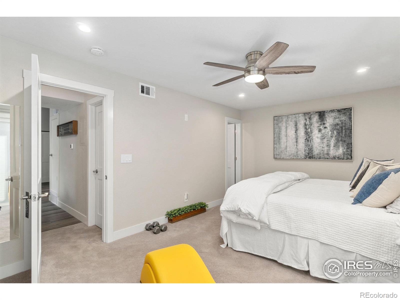 12033 Harvard Avenue #208, Aurora, CO 80014, 2 Bedrooms Bedrooms, ,2 BathroomsBathrooms,Residential,For Sale,Harvard,RECIR1023811