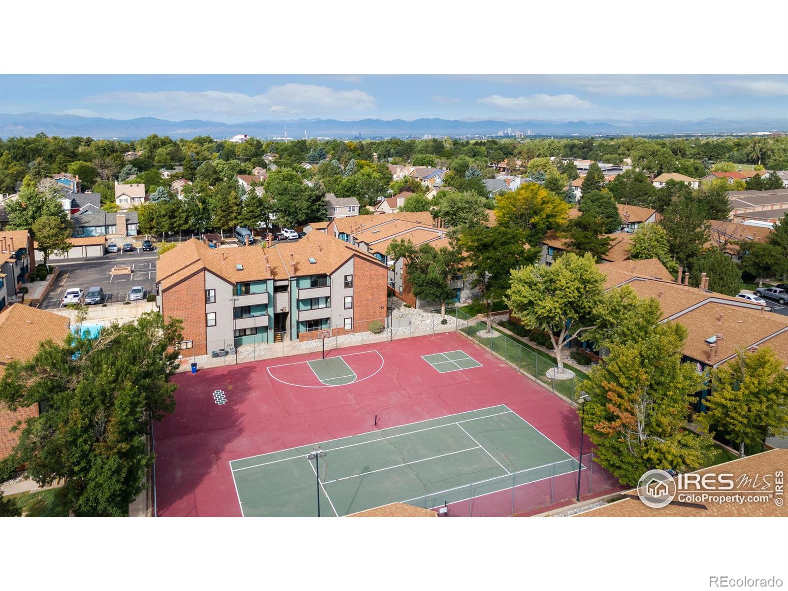 12033 Harvard Avenue #208, Aurora, CO 80014, 2 Bedrooms Bedrooms, ,2 BathroomsBathrooms,Residential,For Sale,Harvard,RECIR1023811