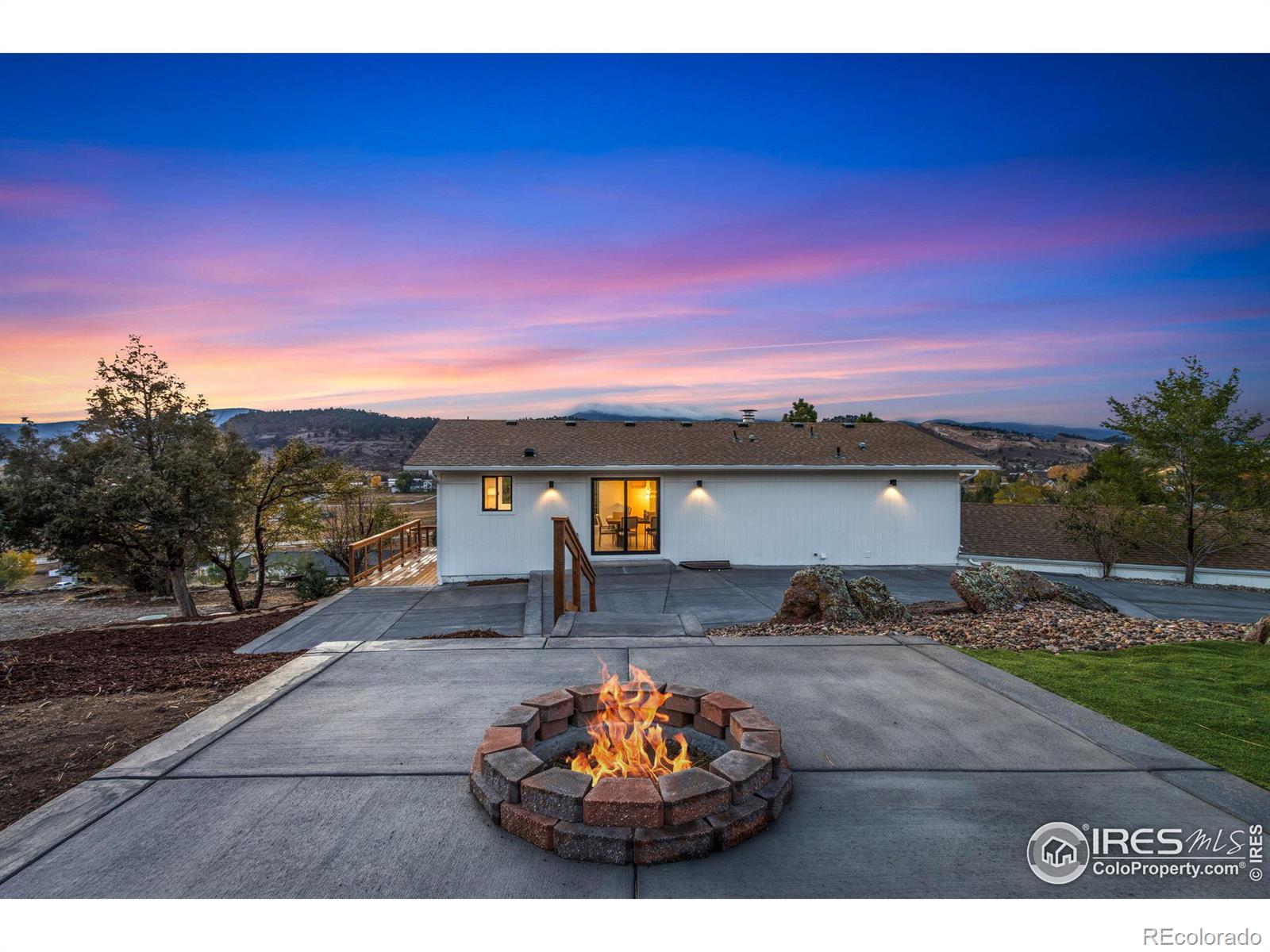 2988 Black Fox Run Lane, Loveland, CO 80538, 4 Bedrooms Bedrooms, ,3 BathroomsBathrooms,Residential,For Sale,Black Fox Run,RECIR1023826