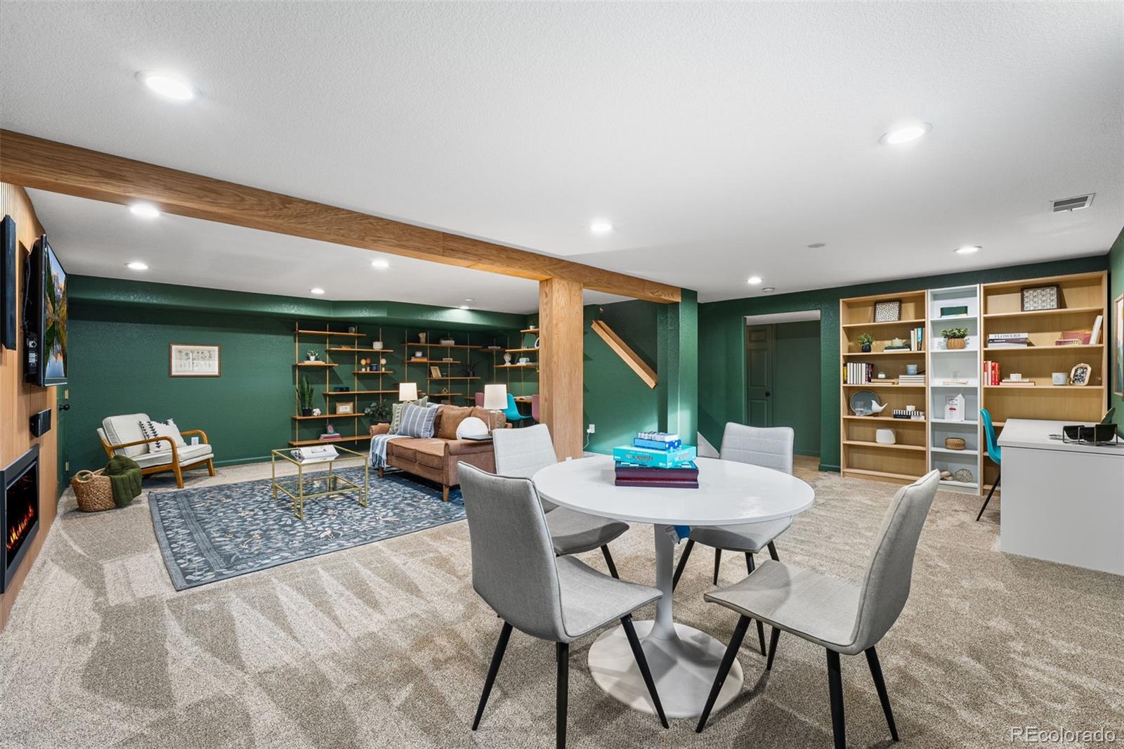 6761 36th Place, Wheat Ridge, CO 80033, 5 Bedrooms Bedrooms, ,3 BathroomsBathrooms,Residential,For Sale,36th,REC2550580