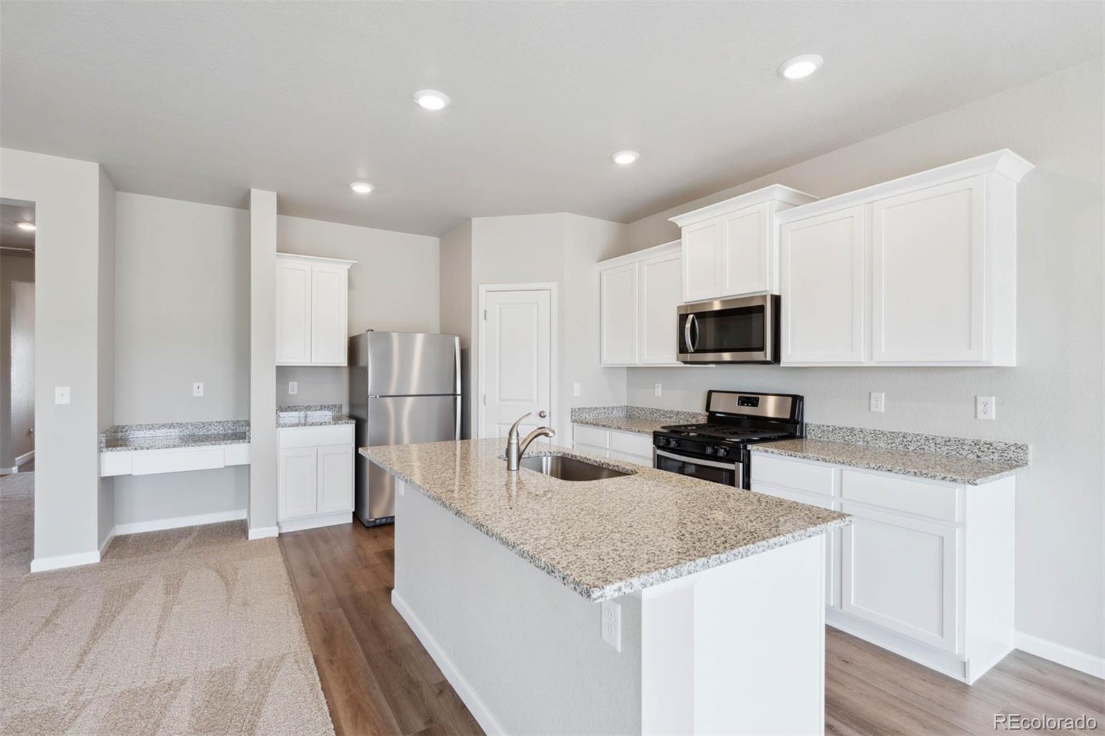 1055 Long Meadows Street, Severance, CO 80550, 3 Bedrooms Bedrooms, ,2 BathroomsBathrooms,Residential,For Sale,Long Meadows,REC7668700