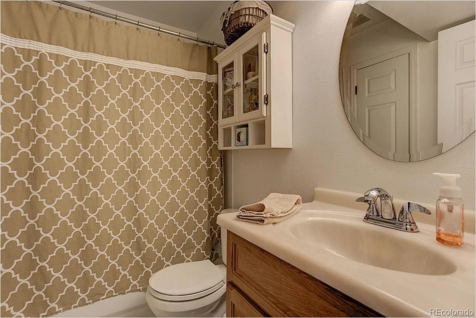 10784 63rd Place #302, Arvada, CO 80004, 2 Bedrooms Bedrooms, ,2 BathroomsBathrooms,Rental,For Rent,63rd,REC2343553