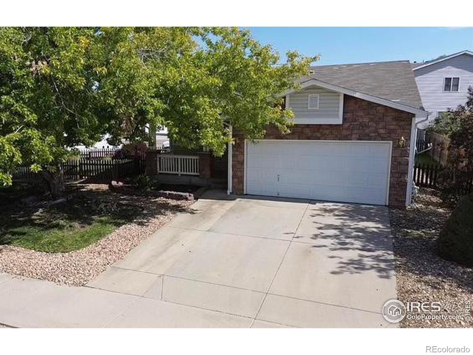 1160 Trout Creek Circle, Longmont, CO 80504, 3 Bedrooms Bedrooms, ,2 BathroomsBathrooms,Residential,For Sale,Trout Creek,RECIR1020498