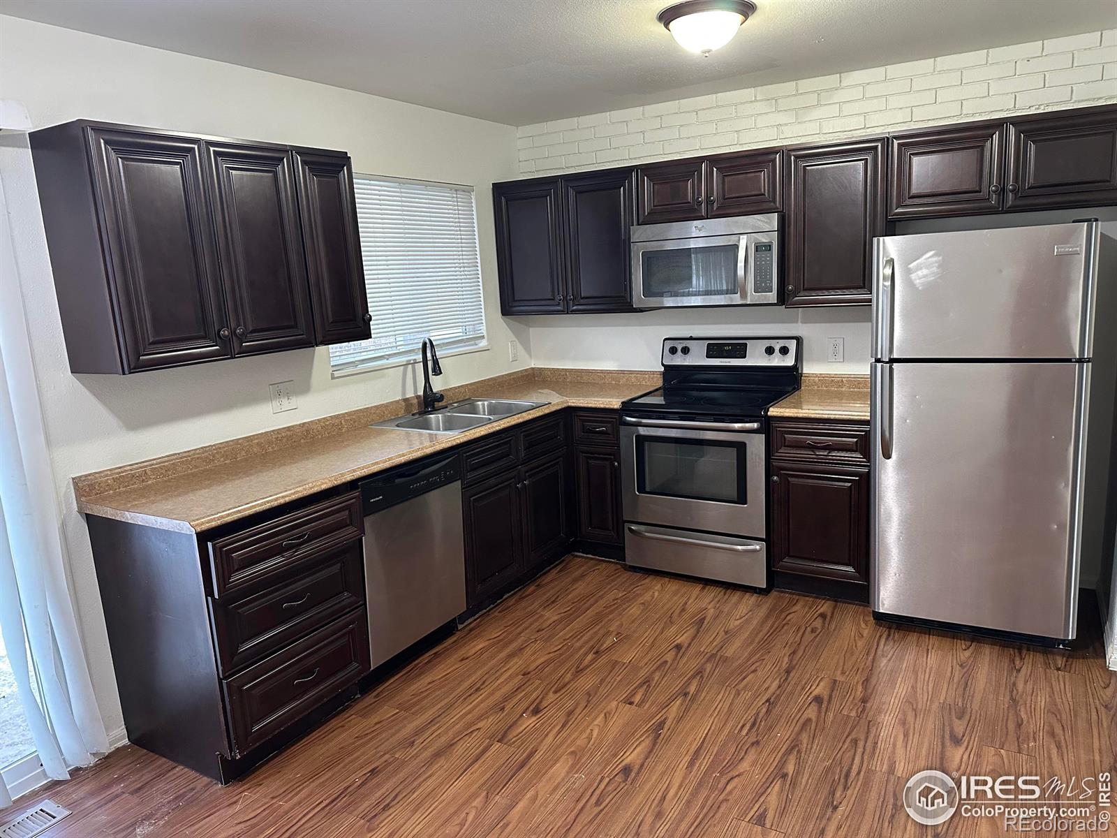 2725 97th Avenue, Thornton, CO 80229, 5 Bedrooms Bedrooms, ,2 BathroomsBathrooms,Residential,For Sale,97th,RECIR1023393