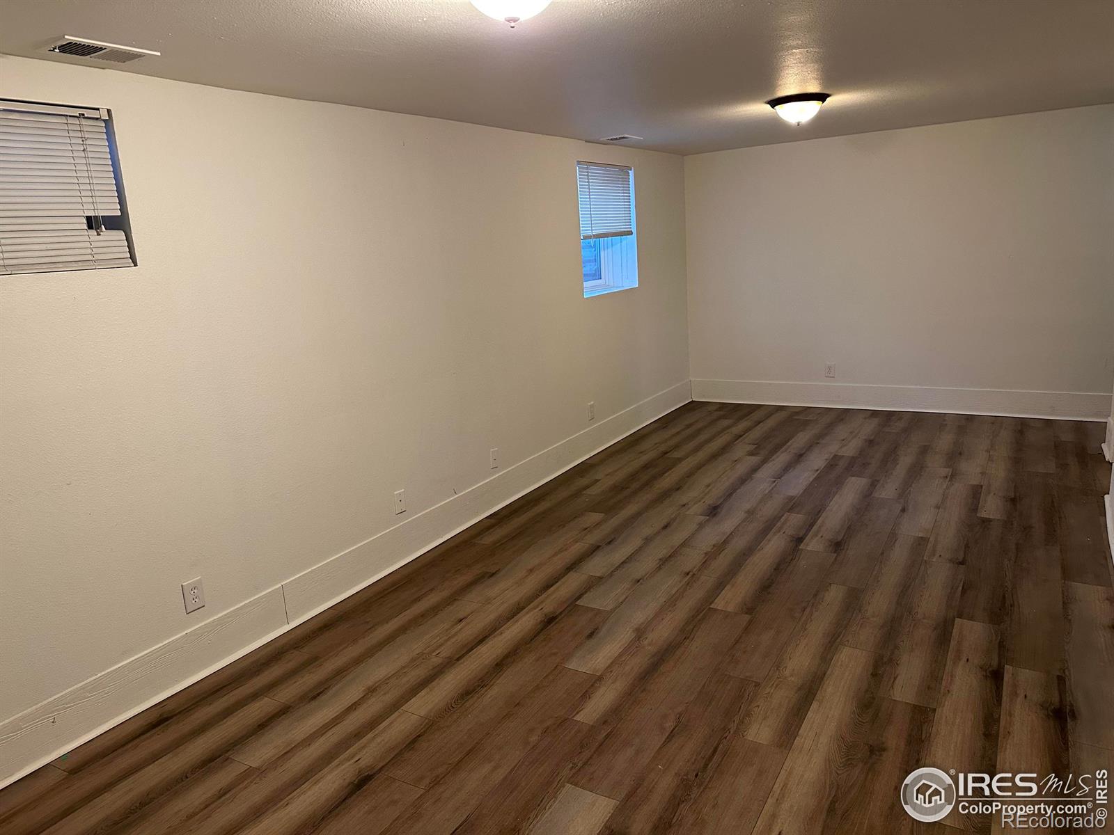 2725 97th Avenue, Thornton, CO 80229, 5 Bedrooms Bedrooms, ,2 BathroomsBathrooms,Residential,For Sale,97th,RECIR1023393