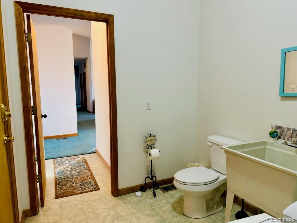 105 Indian Hill Road, Mosca, CO 81146, 4 Bedrooms Bedrooms, ,3 BathroomsBathrooms,Residential,For Sale,Indian Hill,REC6886774