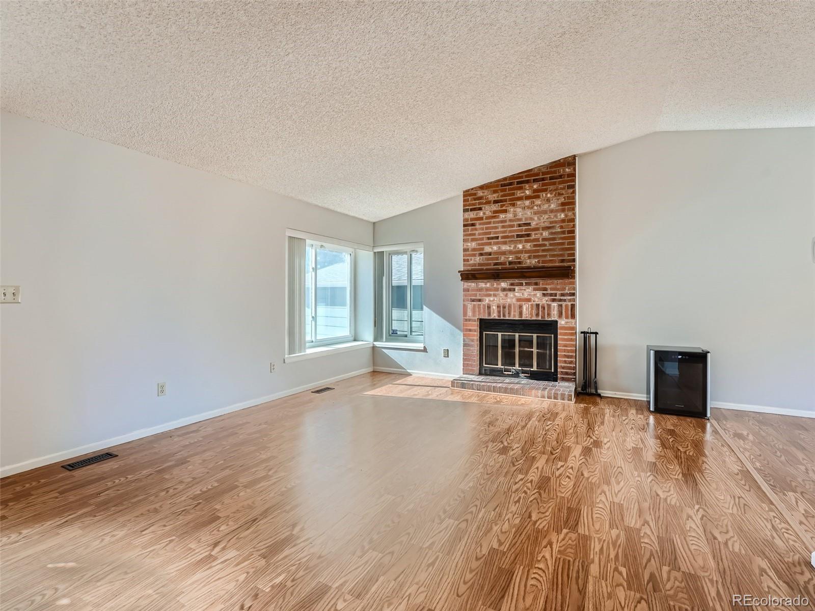 4210 Cathay Way, Aurora, CO 80013, 3 Bedrooms Bedrooms, ,2 BathroomsBathrooms,Rental,For Rent,Cathay Way,REC9736648