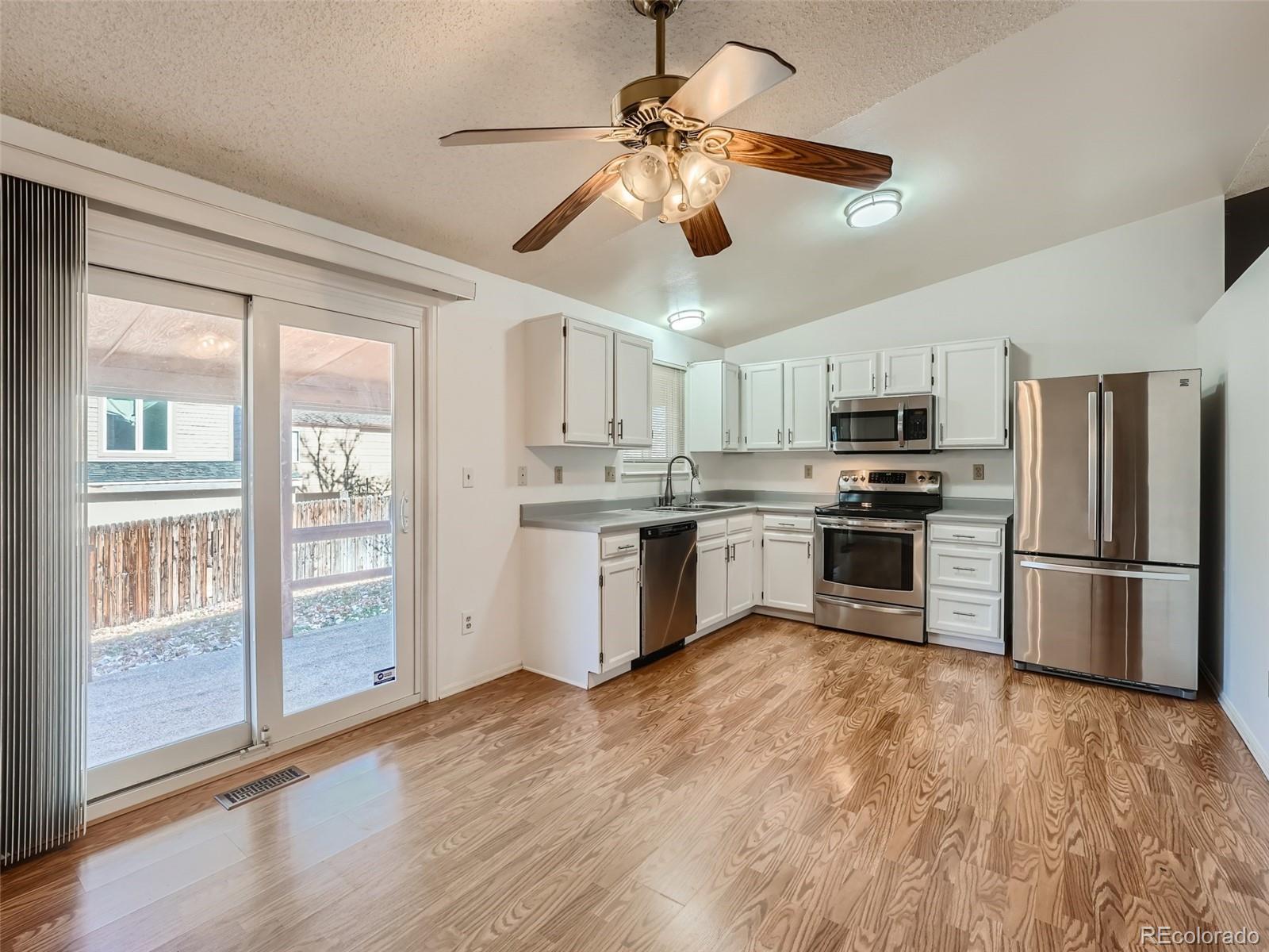 4210 Cathay Way, Aurora, CO 80013, 3 Bedrooms Bedrooms, ,2 BathroomsBathrooms,Rental,For Rent,Cathay Way,REC9736648