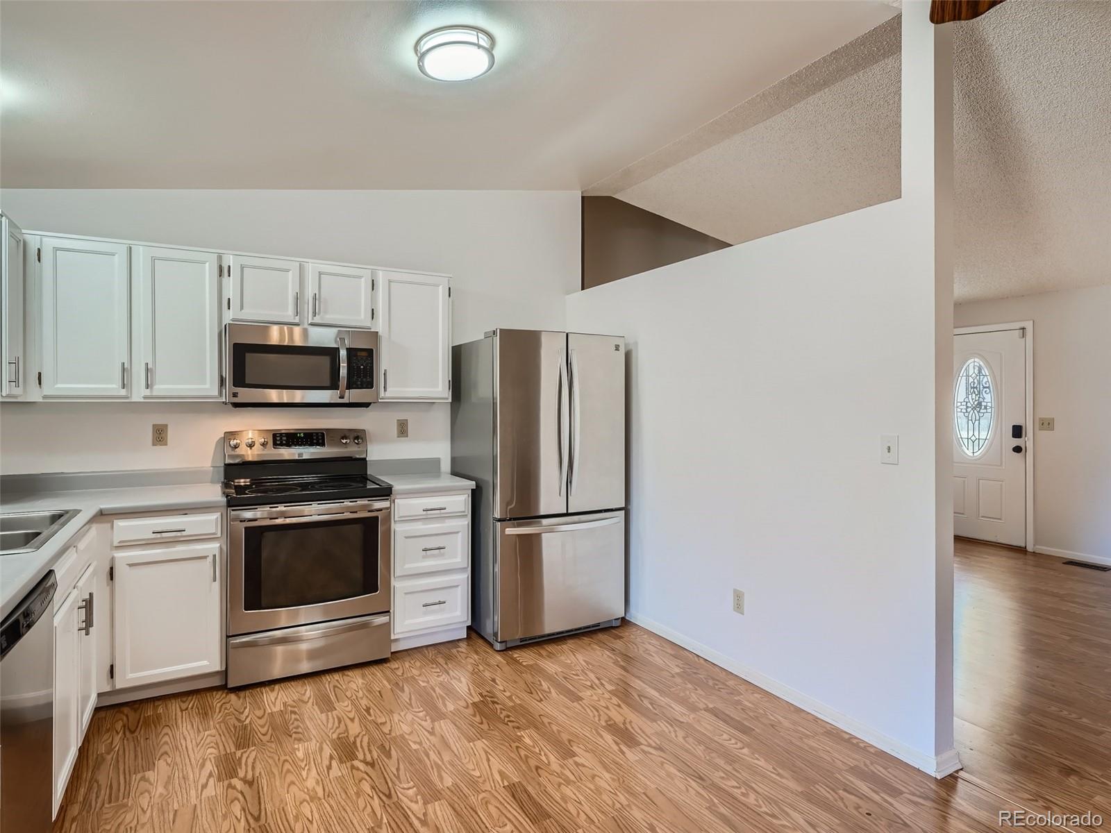4210 Cathay Way, Aurora, CO 80013, 3 Bedrooms Bedrooms, ,2 BathroomsBathrooms,Rental,For Rent,Cathay Way,REC9736648
