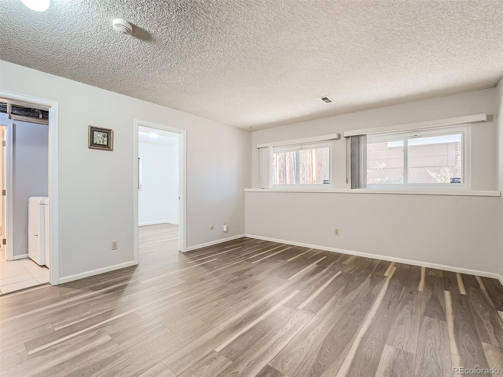 4210 Cathay Way, Aurora, CO 80013, 3 Bedrooms Bedrooms, ,2 BathroomsBathrooms,Rental,For Rent,Cathay Way,REC9736648