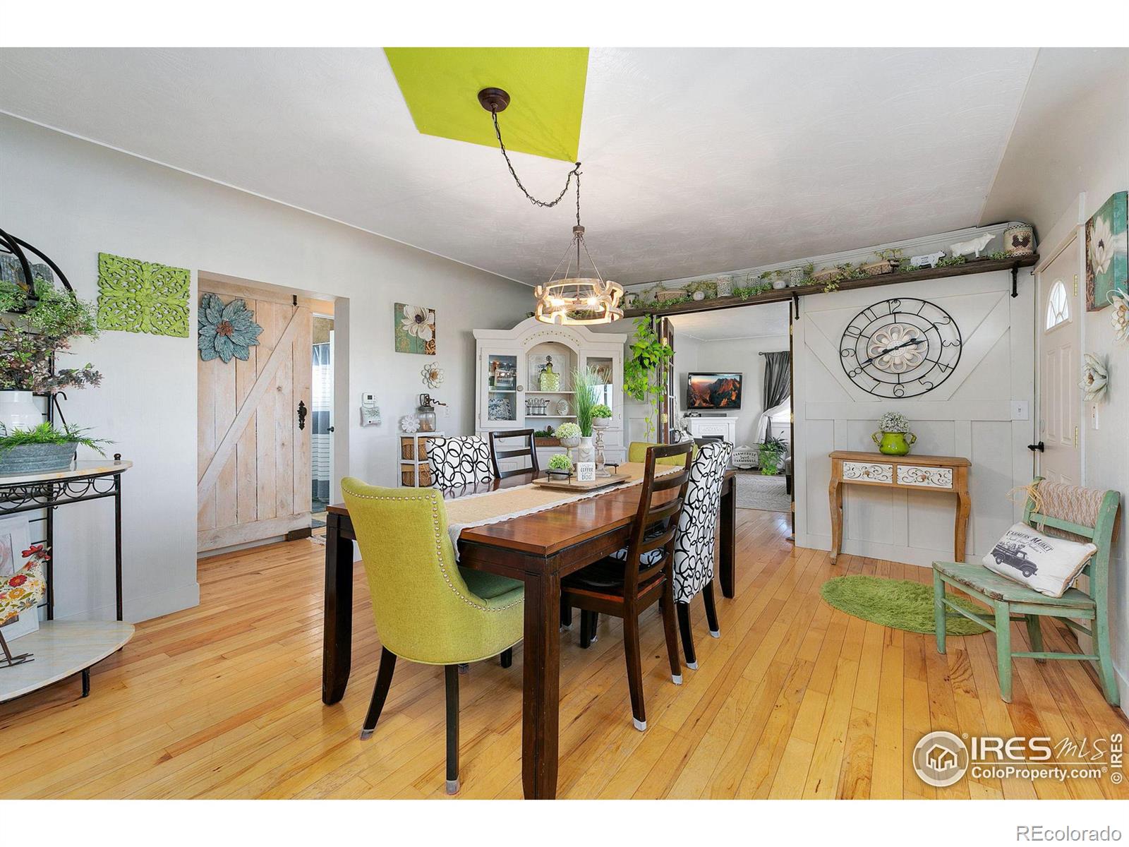 27464 County Road 44, Kersey, CO 80644, 4 Bedrooms Bedrooms, ,2 BathroomsBathrooms,Residential,For Sale,County Road 44,RECIR1023924