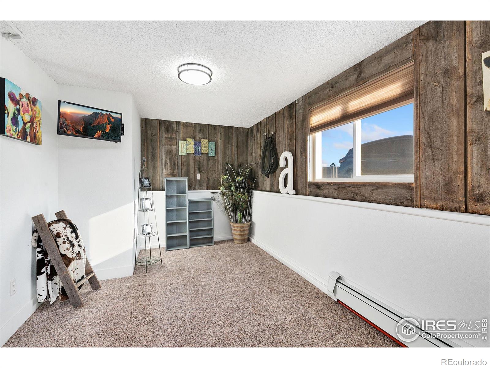 27464 County Road 44, Kersey, CO 80644, 4 Bedrooms Bedrooms, ,2 BathroomsBathrooms,Residential,For Sale,County Road 44,RECIR1023924