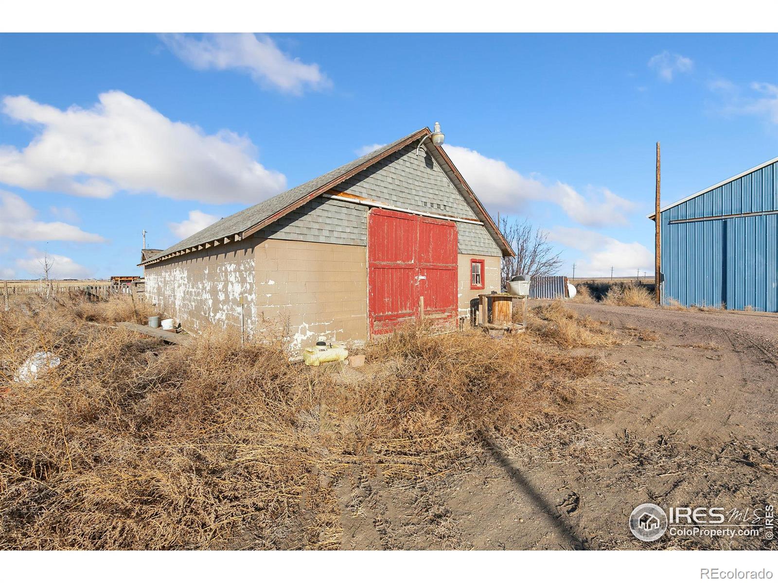 27464 County Road 44, Kersey, CO 80644, 4 Bedrooms Bedrooms, ,2 BathroomsBathrooms,Residential,For Sale,County Road 44,RECIR1023924