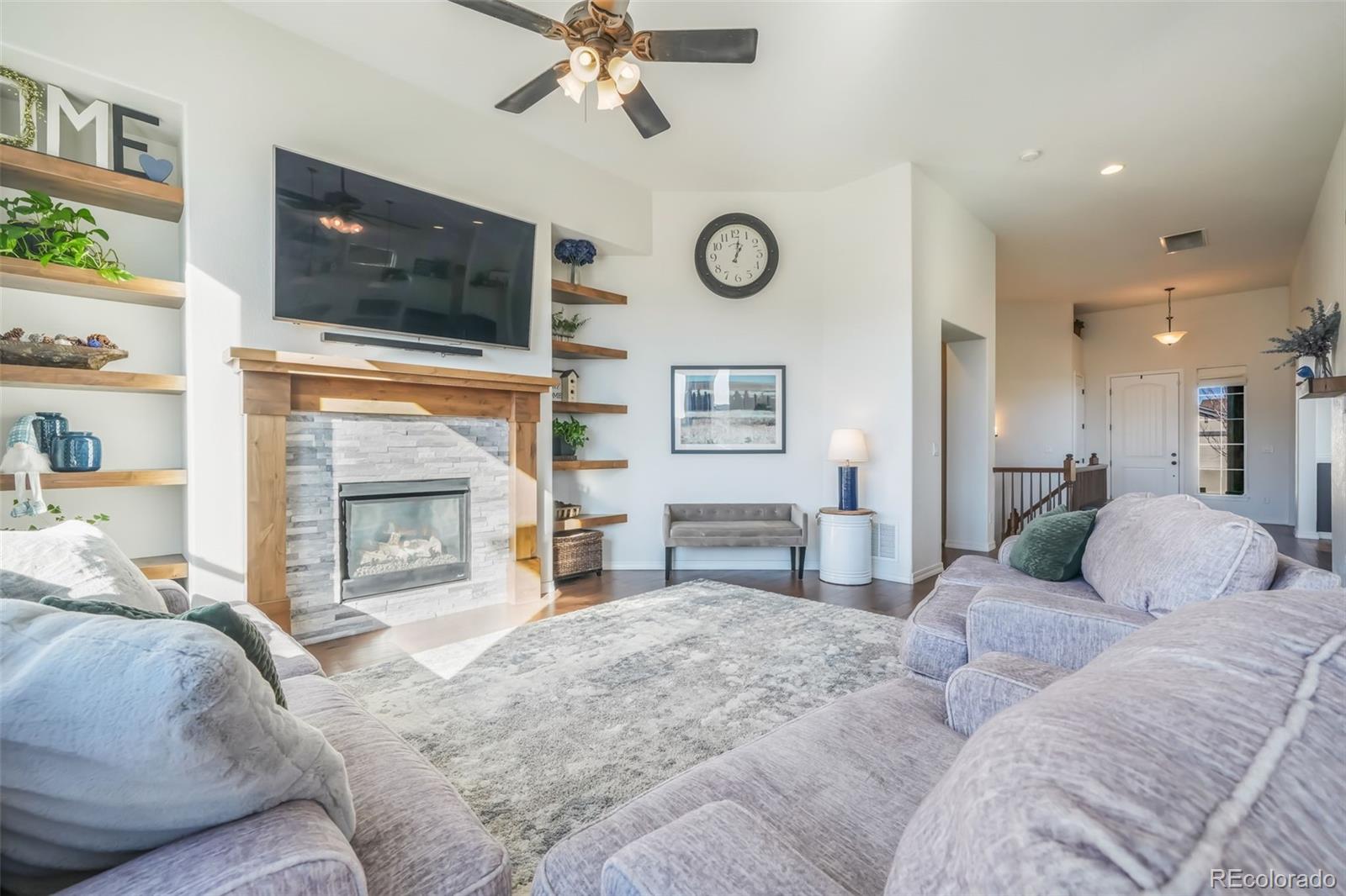 17636 Lake Overlook Court, Monument, CO 80132, 5 Bedrooms Bedrooms, ,3 BathroomsBathrooms,Residential,For Sale,Lake Overlook,REC5516565